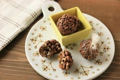 乾パンチョコボール