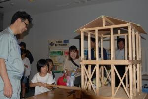 訓練に参加した市民