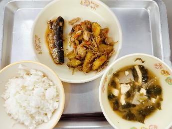 10月9日小学校の『ときめき給食』