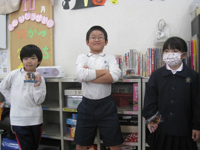 誕生日の子どもたち