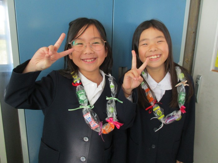 誕生日の子どもたち