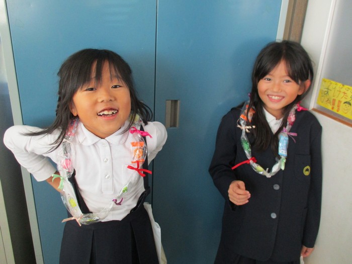 誕生日の子どもたち