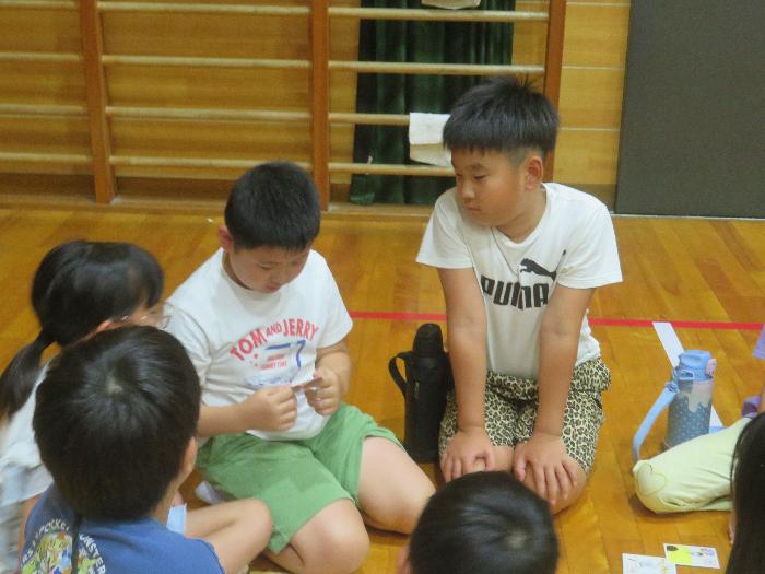 取ったかるたをみなおしてます