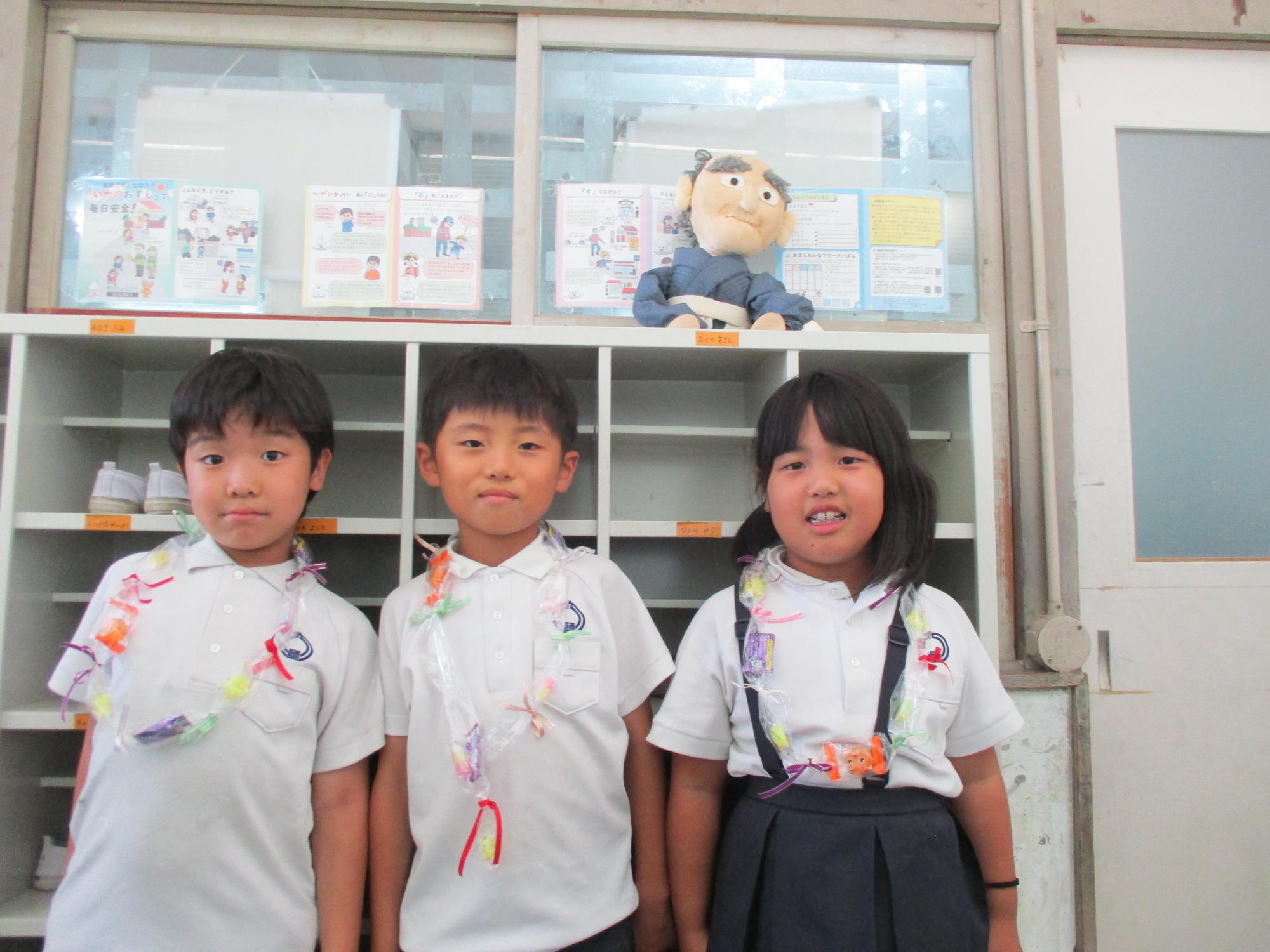 お誕生日の子どもたち