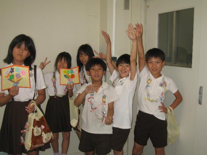 お誕生日の子どもたち