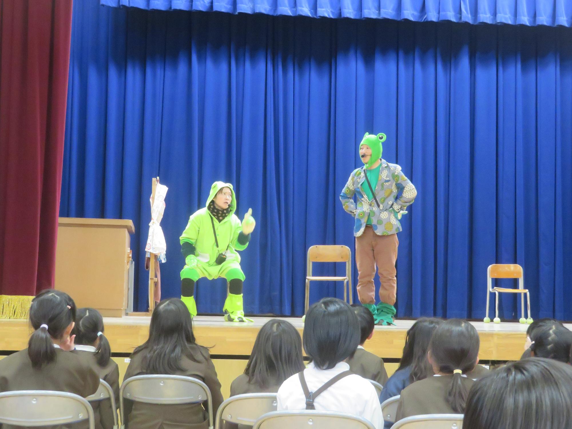 がまくんがポストには。手紙が1枚も来ないといいました。