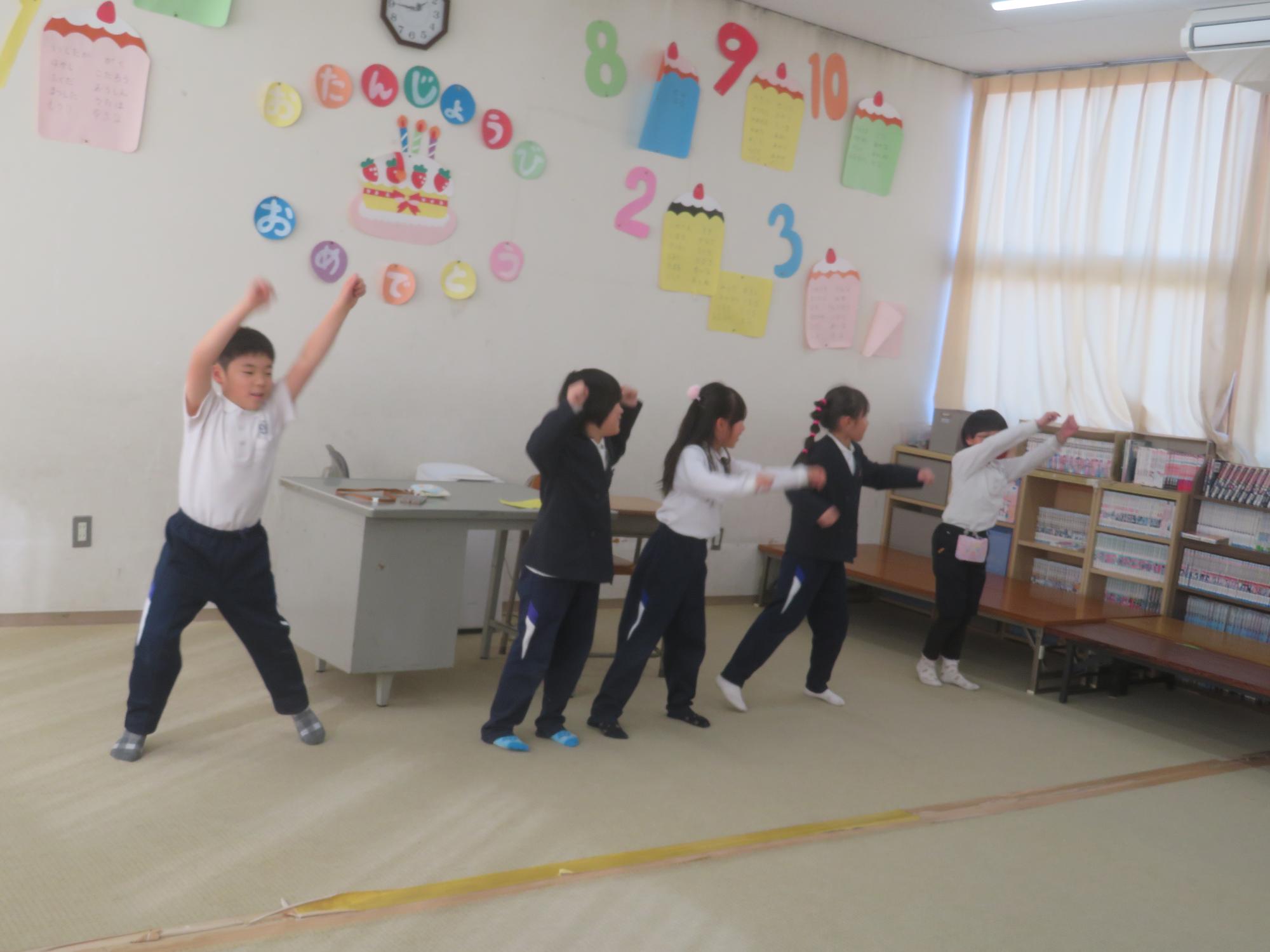 出し物のダンスをしました