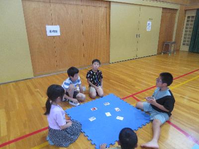 防災かるたをしました。