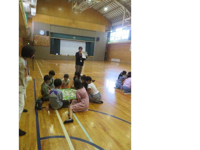 解説を入れてお話をしてくれました