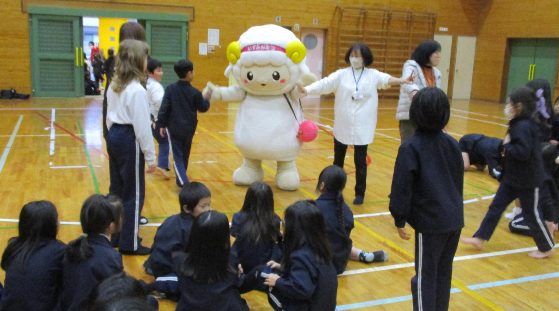 さようならのハイタッチ