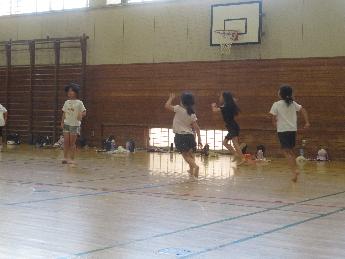 おにから、逃げろ