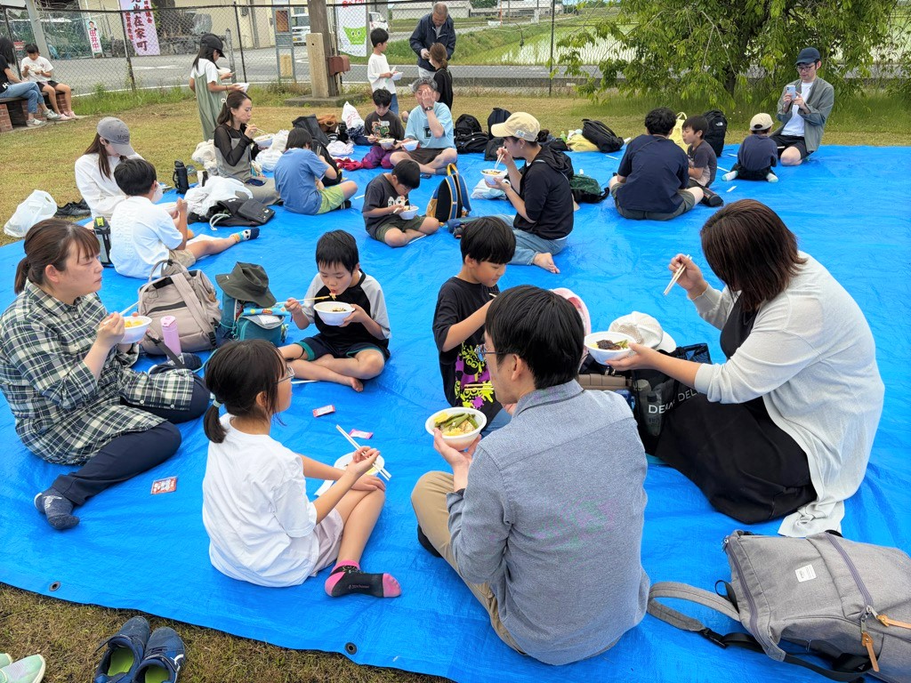 食べている様子