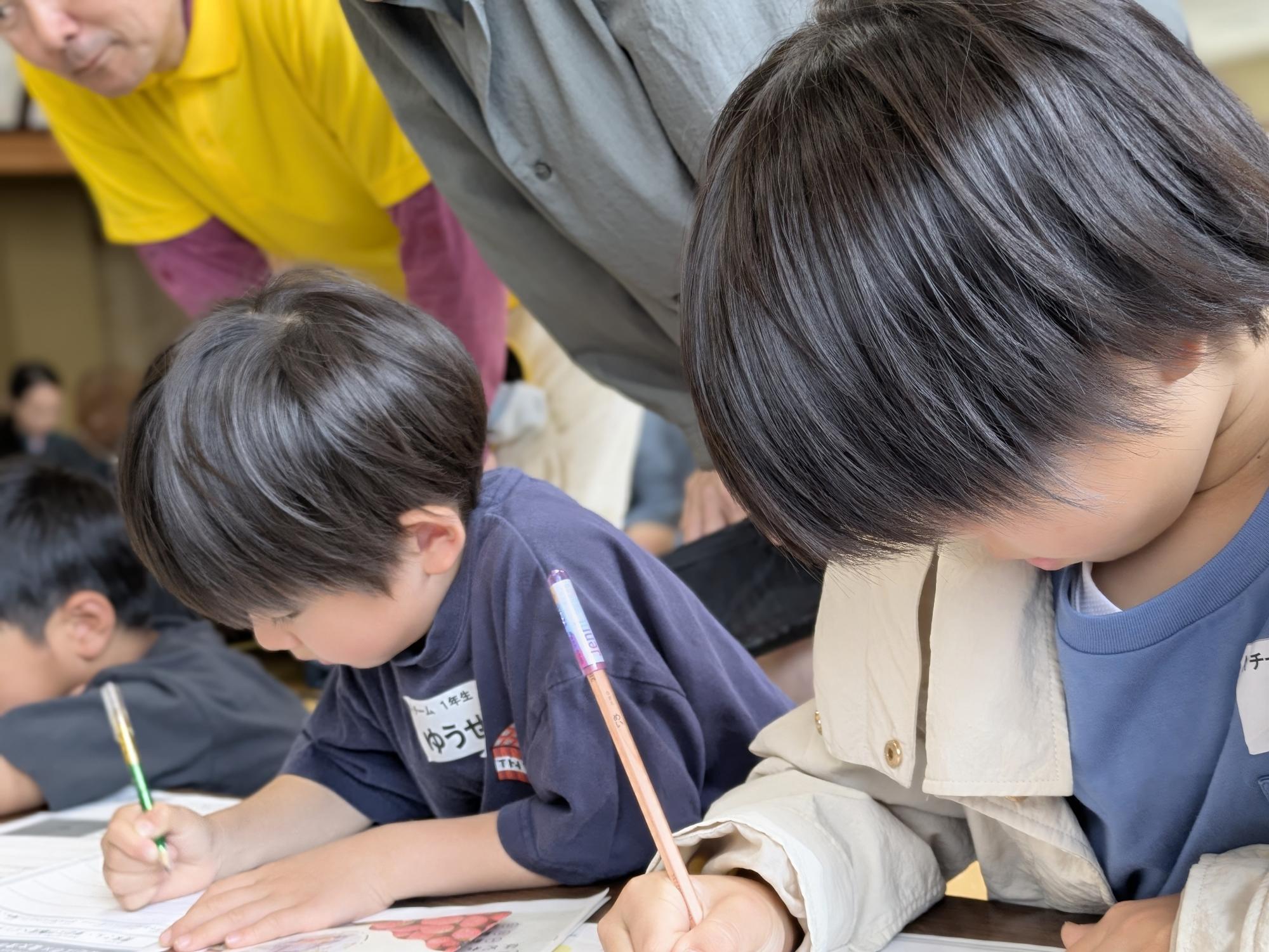 報告書作成の様子