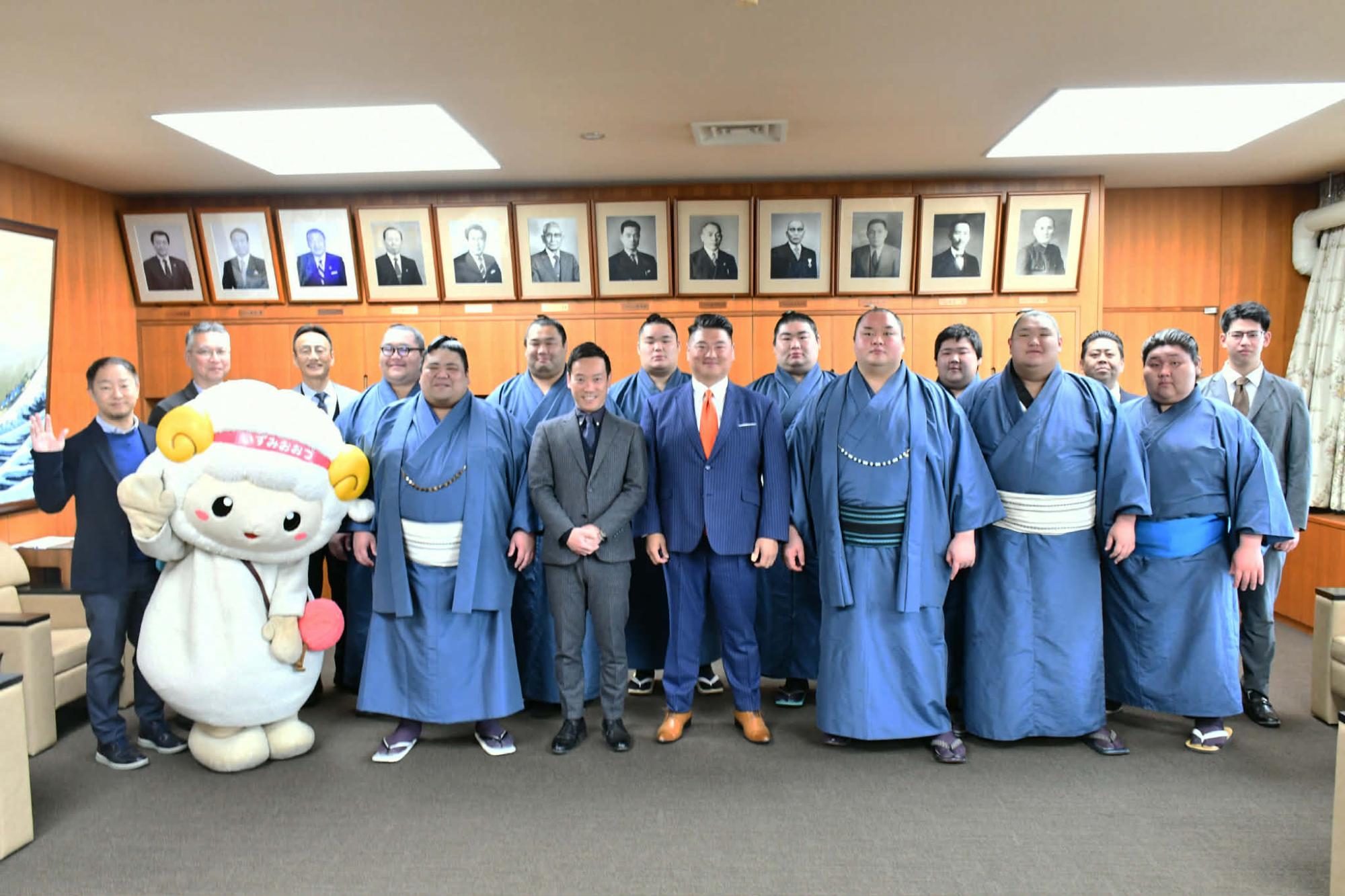 表敬訪問の様子