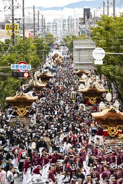 だんじりパレード
